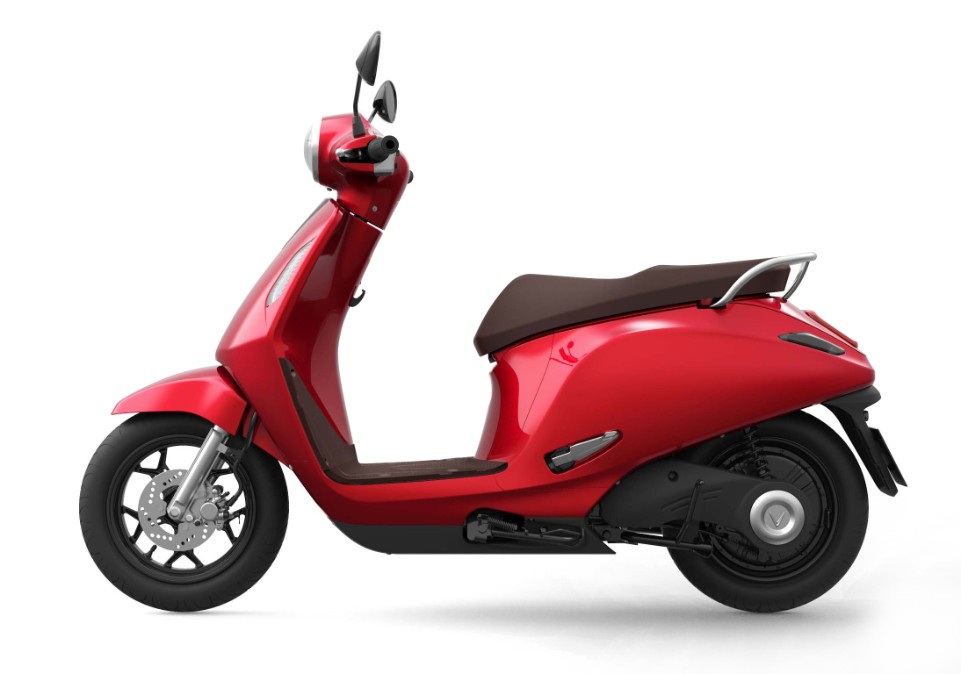 Xe điện VinFast Evo 200 ra mắt, sạc đầy đi được 200 km, giá 22 triệu đồng