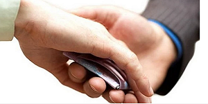 Chi phí "không chính thức" của doanh nghiệp giảm xuống còn 41%