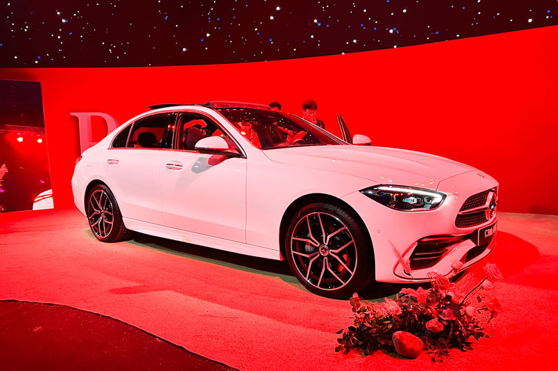 Mercedes-Benz C-class 2022 chính thức ra mắt Việt Nam, giá từ 1,669 tỉ 