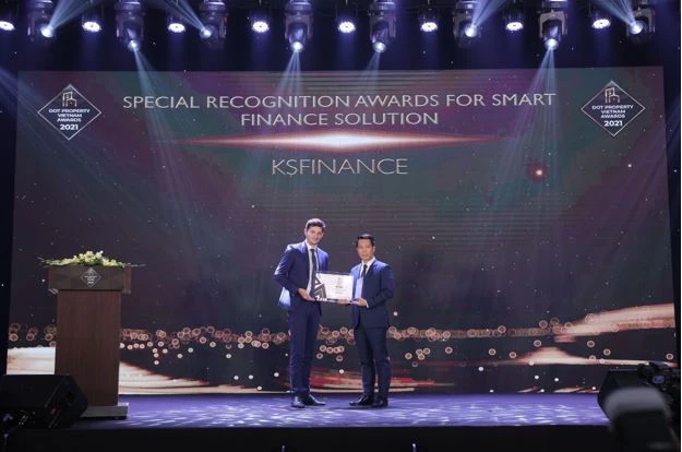 KSF Group được vinh danh với Giải thưởng công nhận đặc biệt cho giải pháp tài chính thông minh Việt Nam 2021.