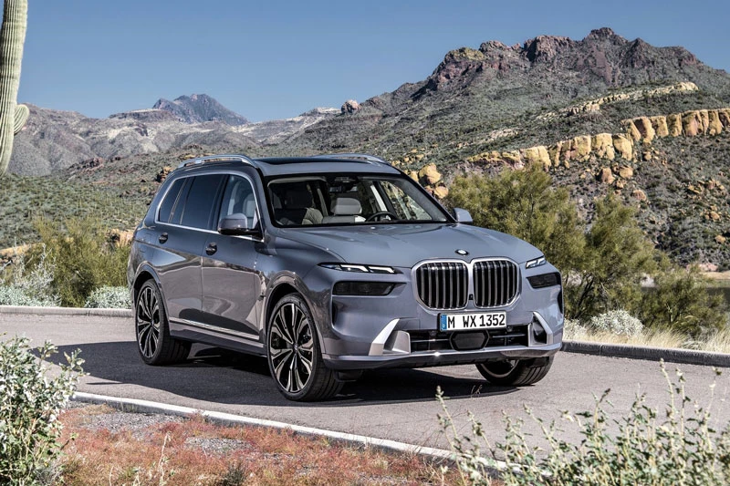 1. BMW X7 2023.