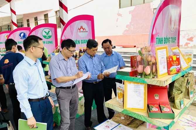 Diễn đàn Kết nối sản phẩm OCOP: Khơi dậy tiềm năng, thúc đẩy phát triển sản phẩm vùng