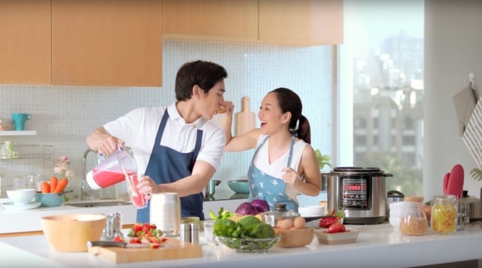 Đàn ông hơn nhau ở chỗ dám vào bếp nấu cơm, rửa bát, nói được làm được