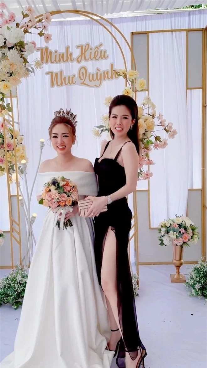 Học style lên đồ dự đám cưới đáng học hỏi của sao Hàn, đừng mặc 'ô dề' quá mà vượt mặt cô dâu
