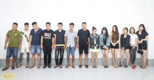 Cần Thơ: 27 thanh niên sử dụng ma túy trong quán karaoke