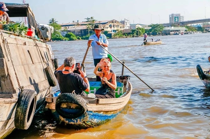 Chợ Nổi Cái Răng, điểm du lịch nổi tiếng của TP Cần Thơ.