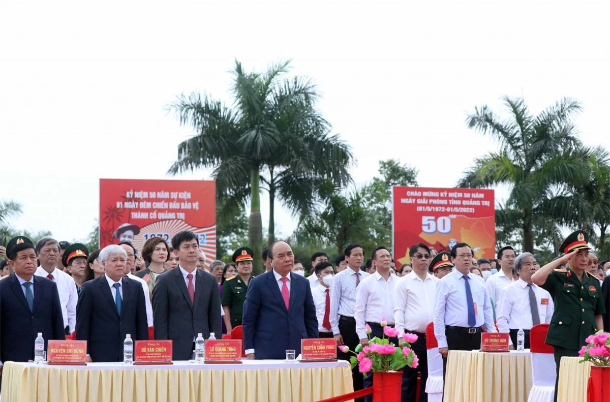 Ngày 30/4/2022, dưới Kỳ đài của Tổ quốc bên dòng sông Bến Hải - cầu Hiền Lương lịch sử, tỉnh Quảng Trị long trọng tổ chức Lễ Thượng cờ "Thống nhất non sông" kỷ niệm 47 năm Ngày Giải phóng hoàn toàn miền Nam, thống nhất đất nước; Kỷ niệm 50 năm Ngày giải phóng tỉnh Quảng Trị, 50 năm sự kiện 81 ngày đêm chiến đấu bảo vệ thành cổ Quảng Trị. Chủ tịch nước Nguyễn Xuân Phúc tham dự buổi lễ long trọng này.