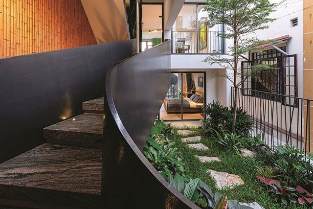 Căn biệt thự phố thiết kế thông minh với diện tích chỉ 100m2