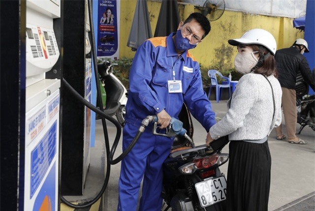 Giá xăng dầu có thể tiếp tục tăng vào ngày 4/5?