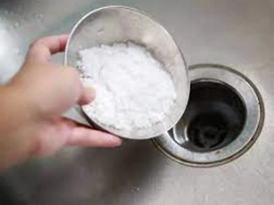 Lưu ý khi sử dụng bột thông cống tại nhà