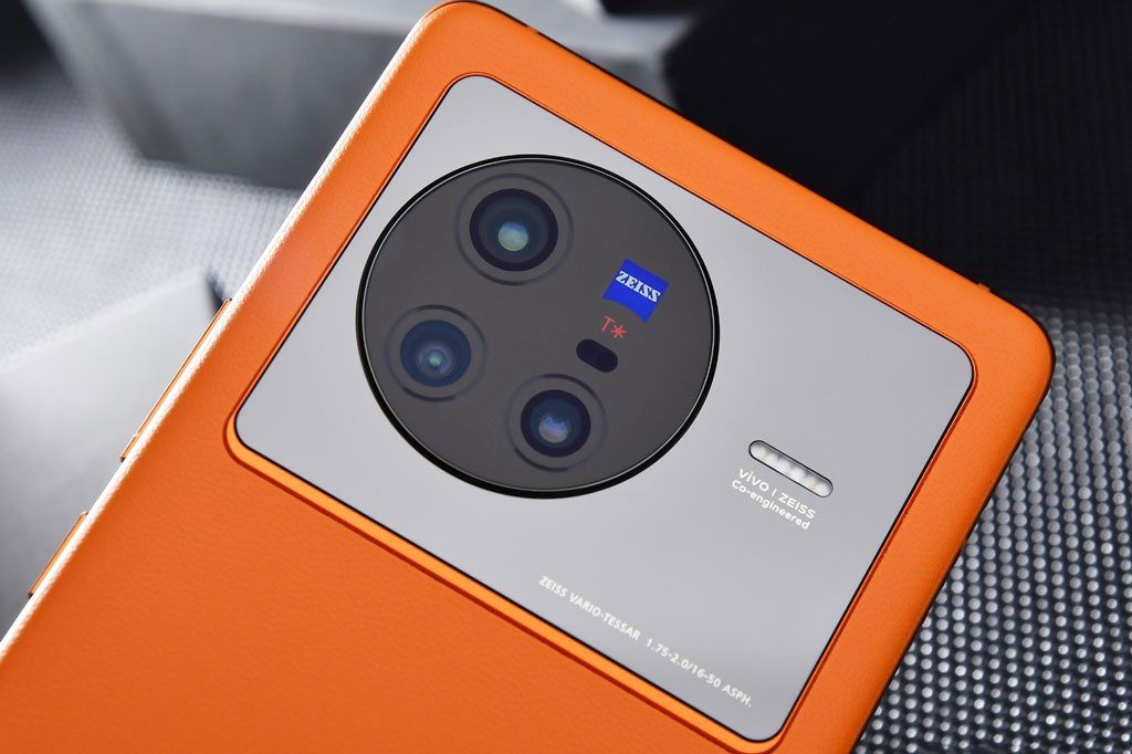 Smartphone mạnh bậc nhất thế giới, sạc 80W, màn hình 120Hz, giá 12,89 triệu