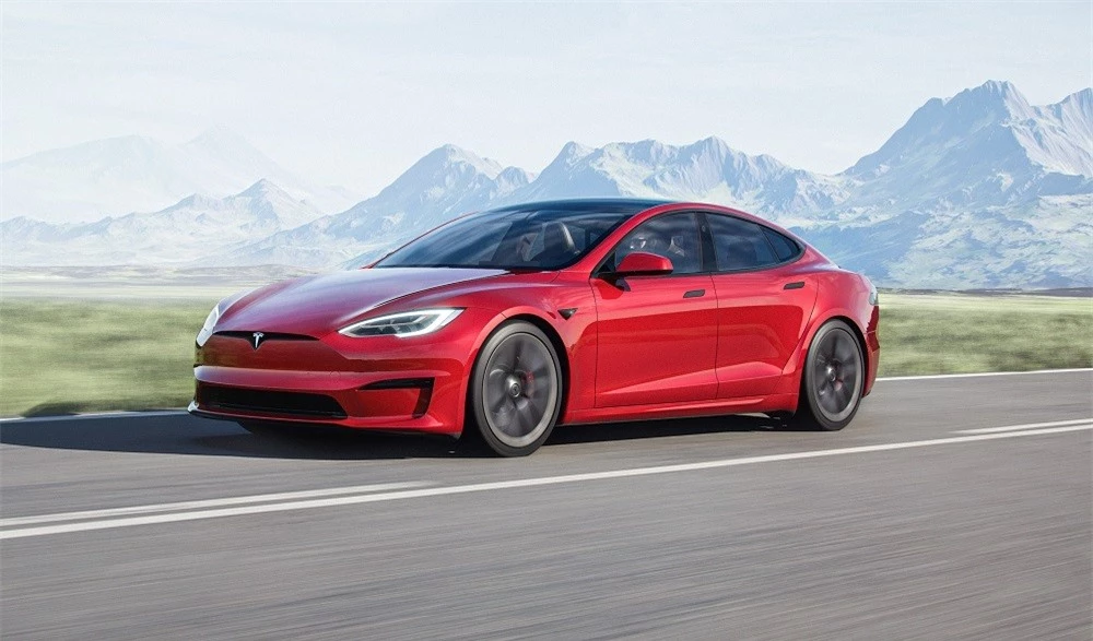 Tesla Model S Long Range