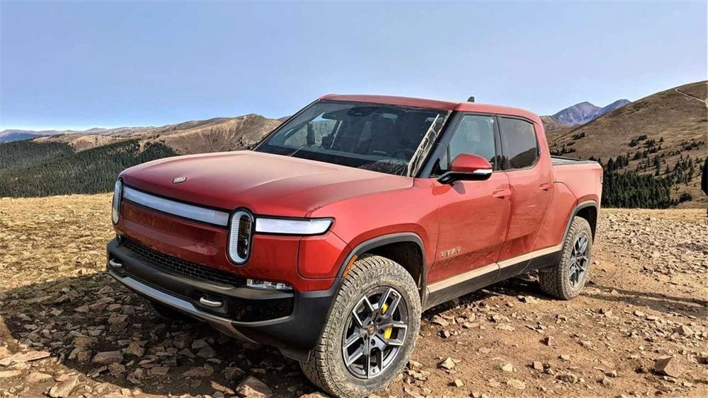 Rivian R1T Quad-Motor AWD