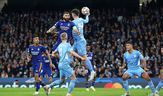 Man City không được phép mắc sai lầm như lượt đi