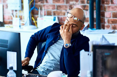 Nguyên nhân khiến bạn luôn cảm thấy buồn ngủ và cách điều trị hiệu quả