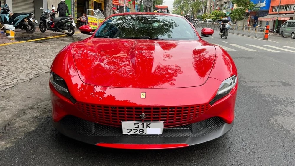 Siêu xe Ferrari Roma mới vào bộ sưu tập xe của ông Đặng Lê Nguyên Vũ