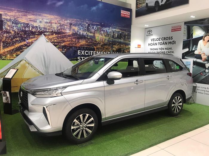 Người mua xe mãi chịu cảnh bị đại lý 'móc túi' trắng trợn?