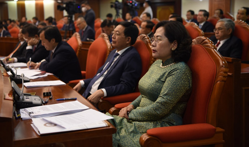 Thông cáo báo chí ngày làm việc thứ 2 Hội nghị Trung ương 5 khoá XIII