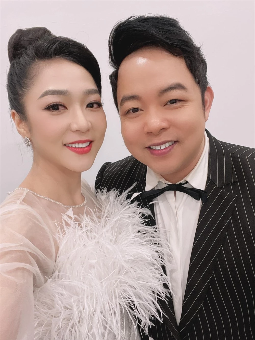 Quang Lê: Mọi người đừng nói lời tiêu cực, khiếm nhã với Hà Thanh Xuân - Ảnh 1. Quang Lê: Mọi người đừng nói lời tiêu cực, khiếm nhã với Hà Thanh Xuân - Ảnh 1.
