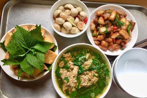 Mâm cơm mùa hè chuẩn vị Bắc, đến người khó tính cũng phải gật đầu khen ngon