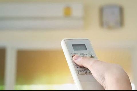Đóng chặt cửa khi sử dụng điều hòa liệu có đúng: 5 sai lầm khiến công tơ điện tăng 2-3 lần