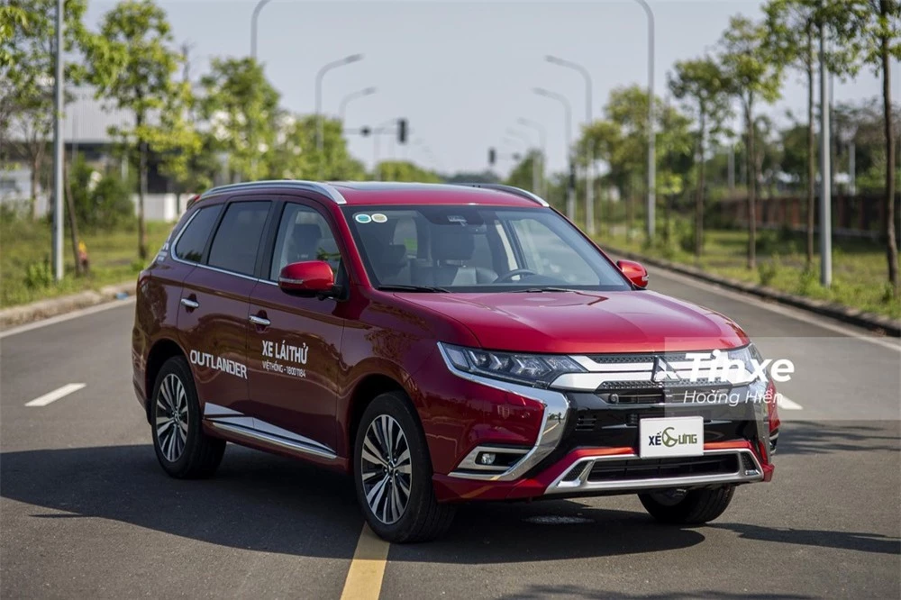 Mitsubishi Outlander 2022 không có quá nhiều thay đổi về mặt ngoại thất.