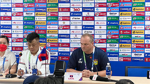 HLV U23 Lào ngạc nhiên trước sự cổ vũ của CĐV Việt Nam