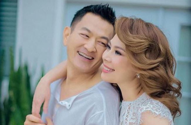 Ca sĩ Thanh Thảo: Đám cưới hụt năm 28 tuổi và hạnh phúc "muộn" với bác sĩ Việt kiều