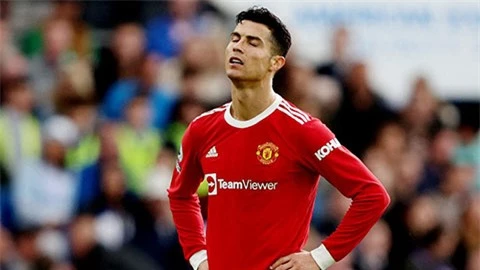 Ronaldo bí mật gặp riêng Sir Alex sau trận MU thua tan nát trước Brighton