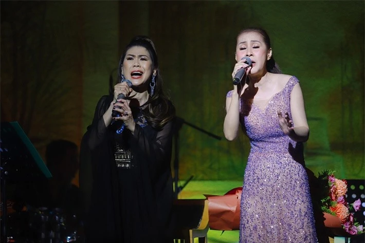 Sau nhiều năm im ắng vì căn bệnh tim, &quot;nữ hoàng phòng trà&quot; Khánh Du trở lại với giọng hát đầy thổn thức - Ảnh 10.