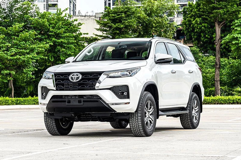 Toyota Fortuner 2022.