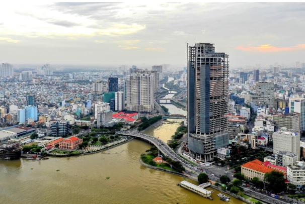 Không gỡ rào cản pháp lý, 5 năm tới sẽ không còn nhà thầu bất động sản nào