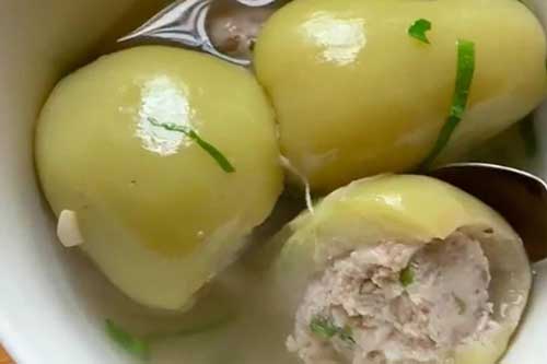 Mận nhồi thịt - món canh 'lạ đời' ở miền Tây, đến người khó tính cũng khen ngon