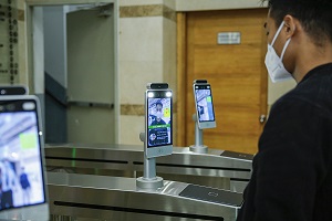 Số hoá quy trình chấm công và cảnh báo an toàn 