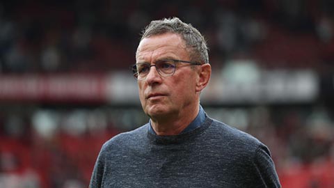 Ferdinand chỉ trích Rangnick vì để lộ chuyện cơ mật ở Man United