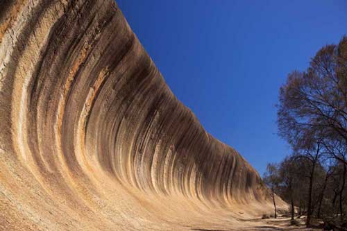 8 khách sạn sát mép vách đá hiểm trở, khung cảnh đẹp không tưởng