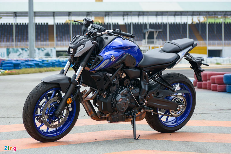 Cận cảnh Yamaha MT-07 giá 245 triệu đồng