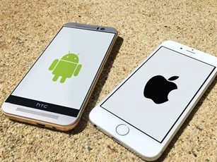 iOS rút ngắn khoảng cách với Android