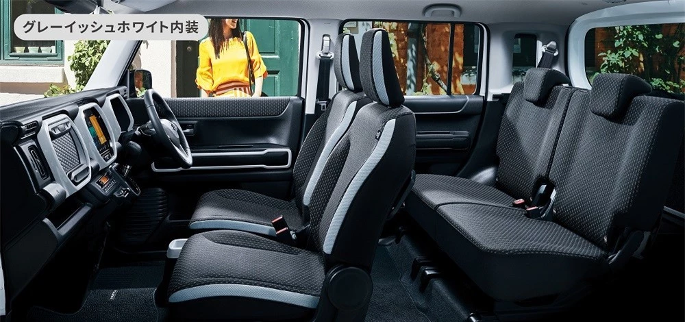 Suzuki Hustler 2023 chỉ được trang bị nội thất 4 chỗ ngồi
