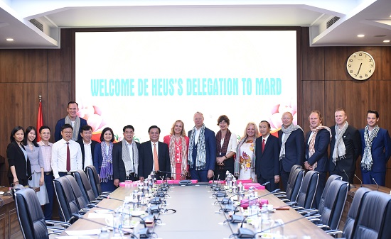 De Heus cam kết nâng tầm ngành chăn nuôi Việt Nam