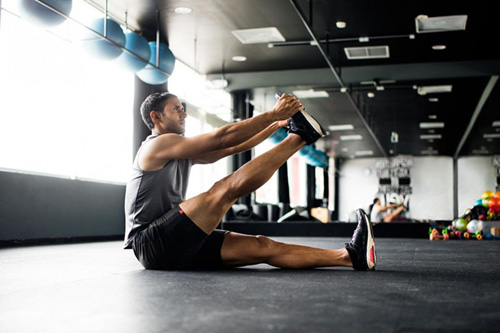 Bàn chân bị tê khi đang tập luyện cảnh báo điều gì?