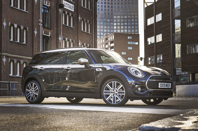 Bảng giá xe MINI tháng 5/2022: Rẻ nhất 1,719 tỷ đồng