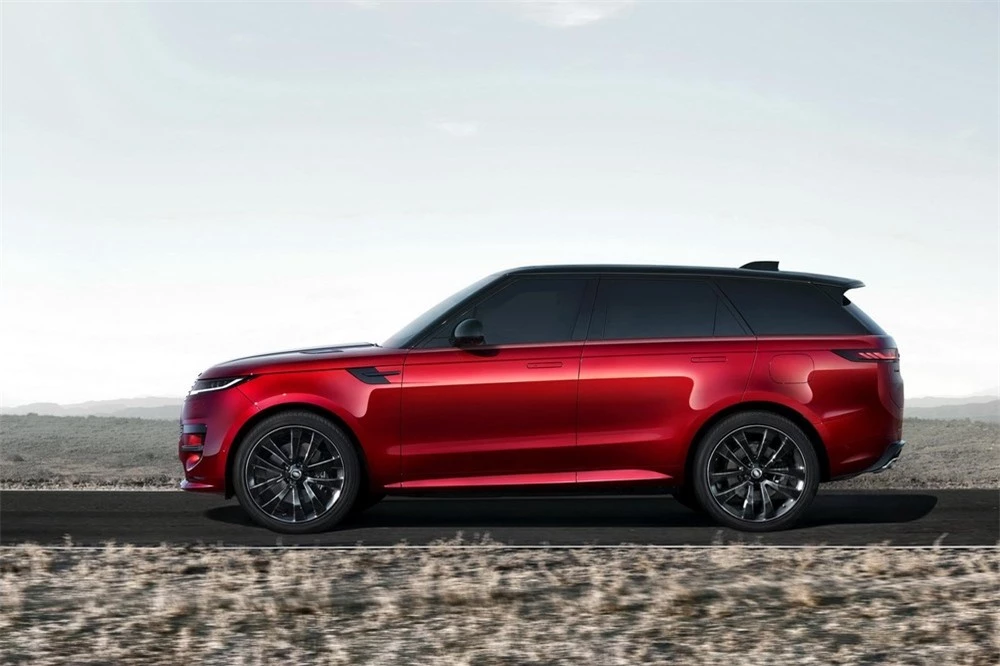 Range Rover Sport 2023 được trang bị tay nắm cửa nằm chìm vào thân xe