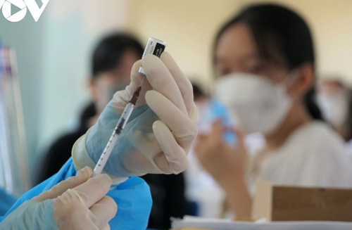 Hà Nội chỉ có gần 500 ca mắc COVID-19 mới, hơn 162.000 trẻ từ 5-11 tuổi đã tiêm vaccine