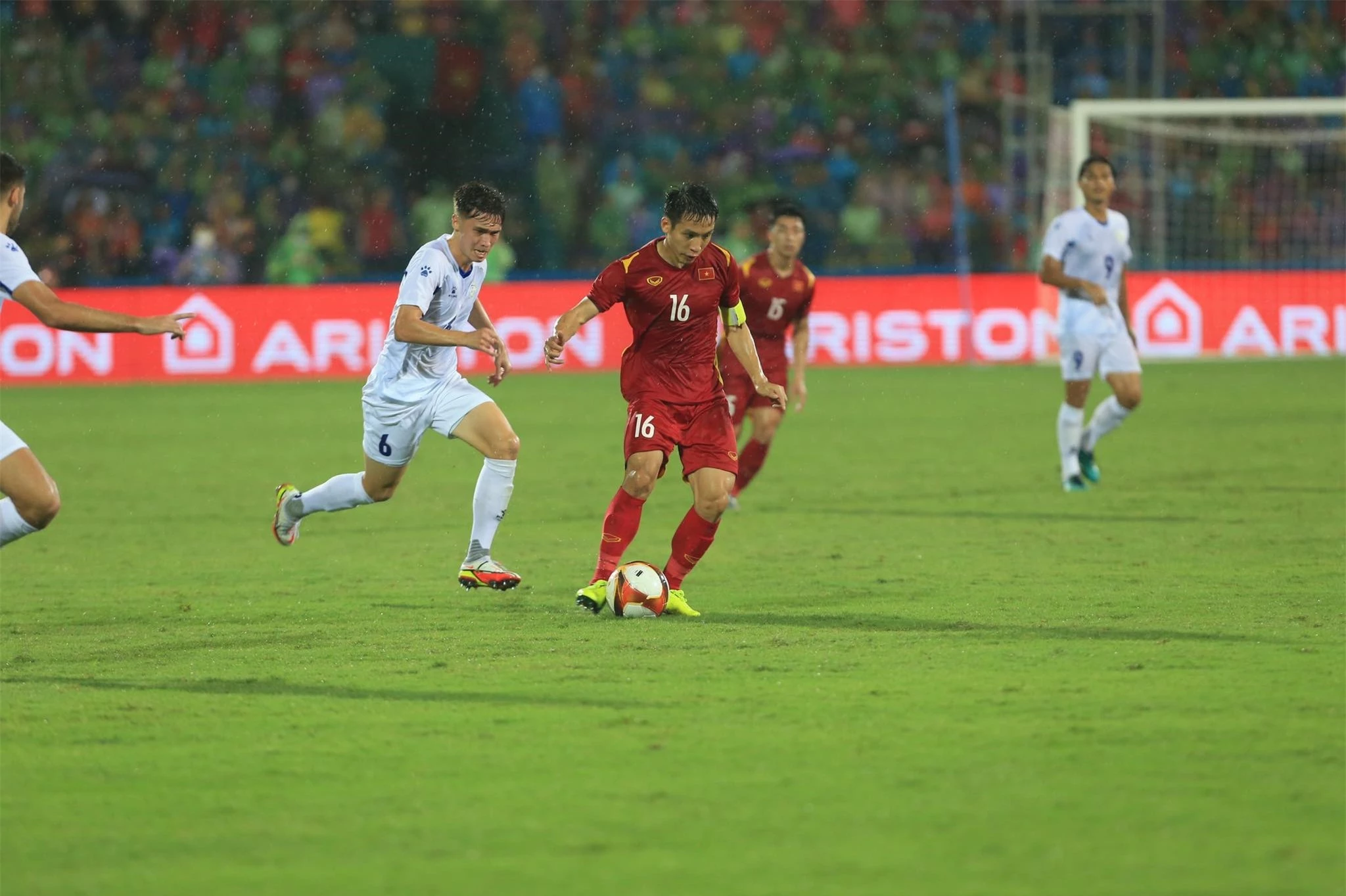 Hùng Dũng cùng các đồng đội sẽ dồn toàn lực để đánh bại U23 Myanmar - Ảnh: Đức Cường 
