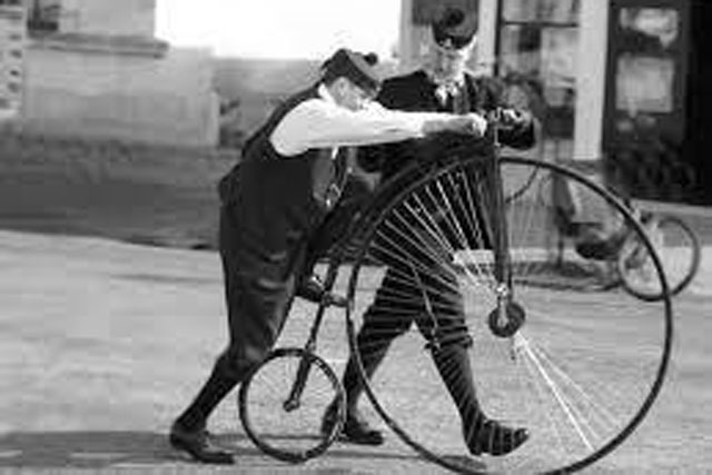 Ai đã phát minh ra xe đạp?