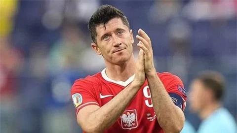 Bayern xác nhận Lewandowski đòi ra đi