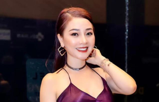 Hoa hậu Quý bà Hoàng Yến sau 13 năm đăng quang: Cuộc sống sung túc, U50 như gái đôi mươi