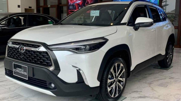 Tăng giá bán, khách hàng muốn lăn bánh Toyota Corolla Cross cần bao nhiêu tiền?