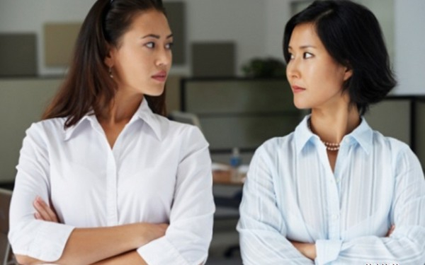 Con dâu không hoàn hảo, mẹ chồng phải làm sao?